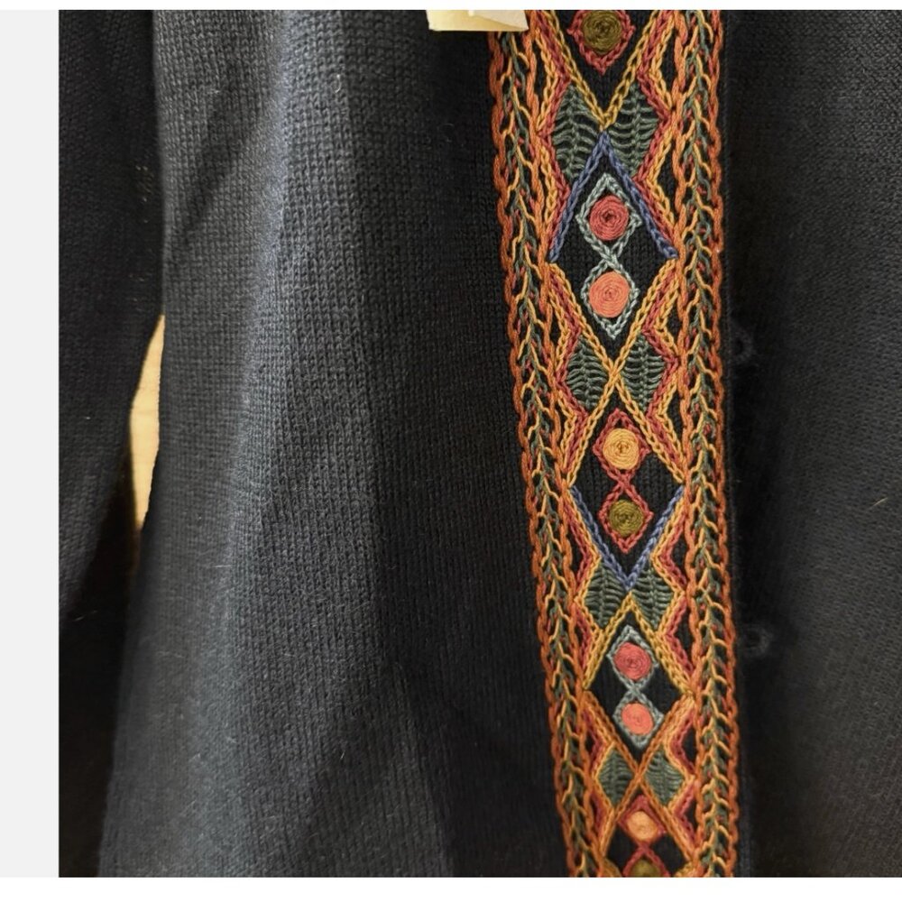 NWT 100% Peru Baby Alpaca Wool Embroidered Black Cardigan Sweater Women's size S - Picture 2 of 6